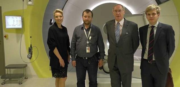 Rakouský velvyslanec navštívil protonové centrum. Cílem bylo probrat s českou stranou možnosti bilaterální spolupráce